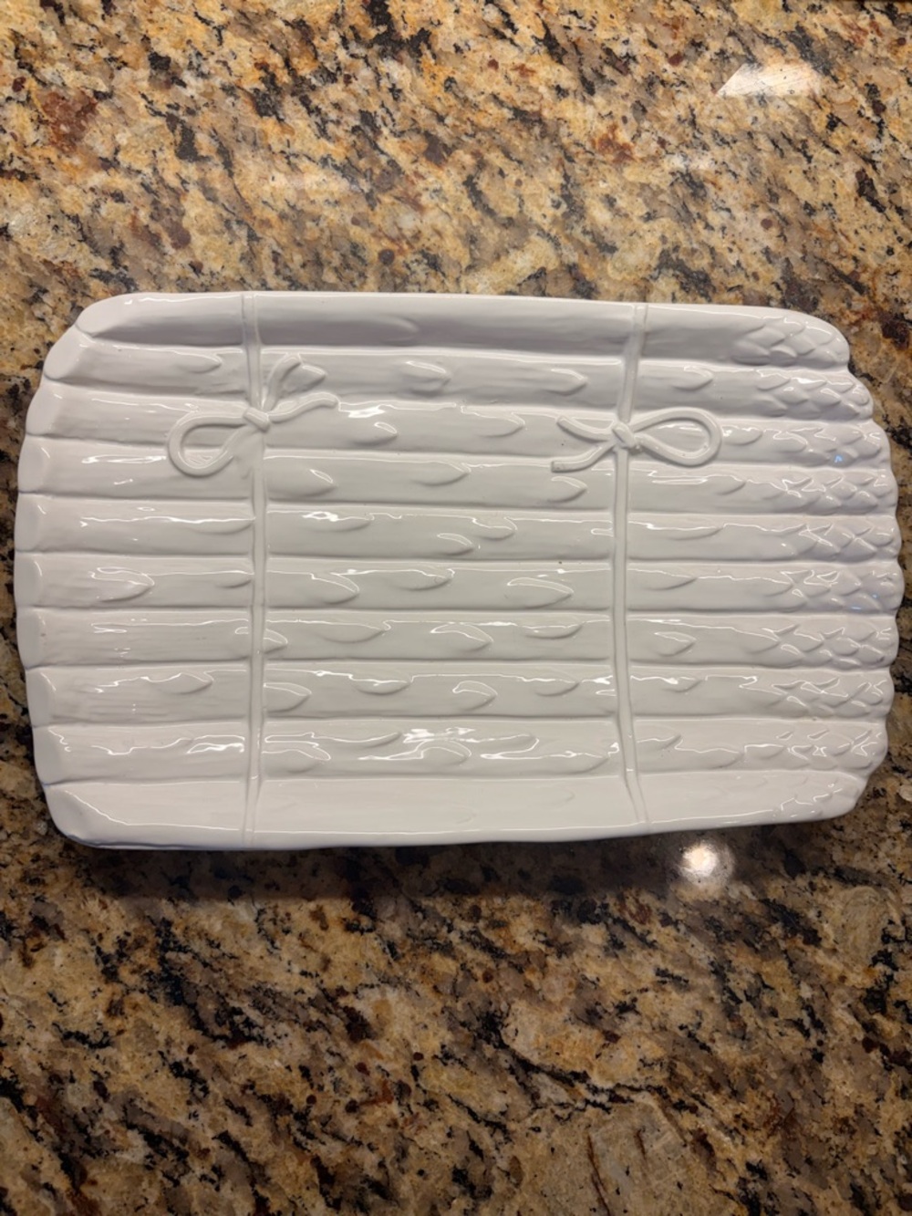 White Ceramic Serving Platter with Textured Ribbon Detail
